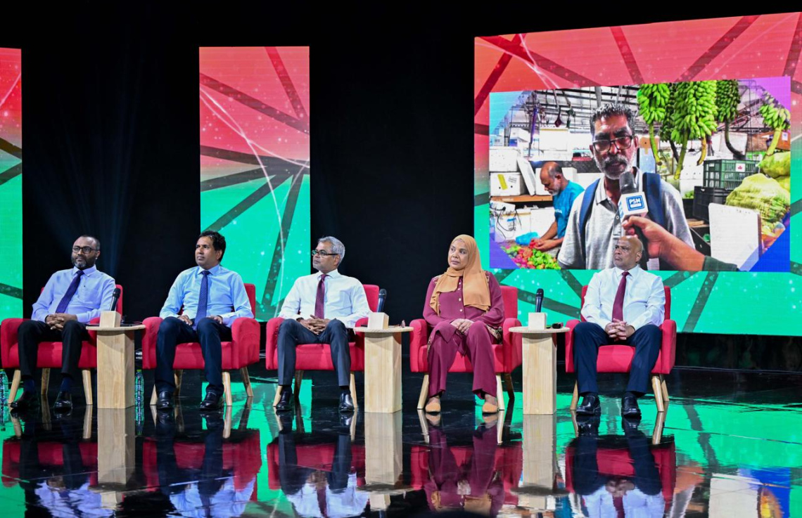 ރޯދަމަހު ތަކެތީގެ އަގު ބޮޑު ކުރާނަމަ ފިޔަވަޅުއަޅާނެކަމަށް އިކޮނޮމިކް މިނިސްޓަރ ސައީދު ވިދާޅުވެއްޖެ